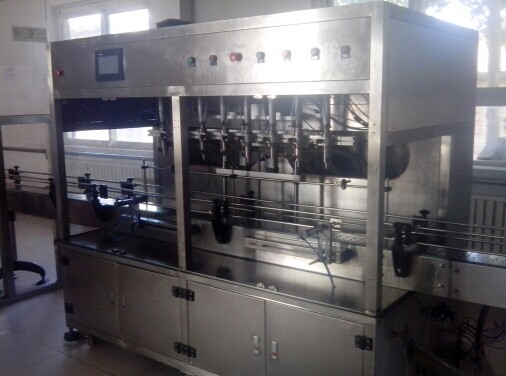 2025 北京全自動(dòng)潤(rùn)滑油灌裝機(jī) 防凍液灌裝機(jī)第1張